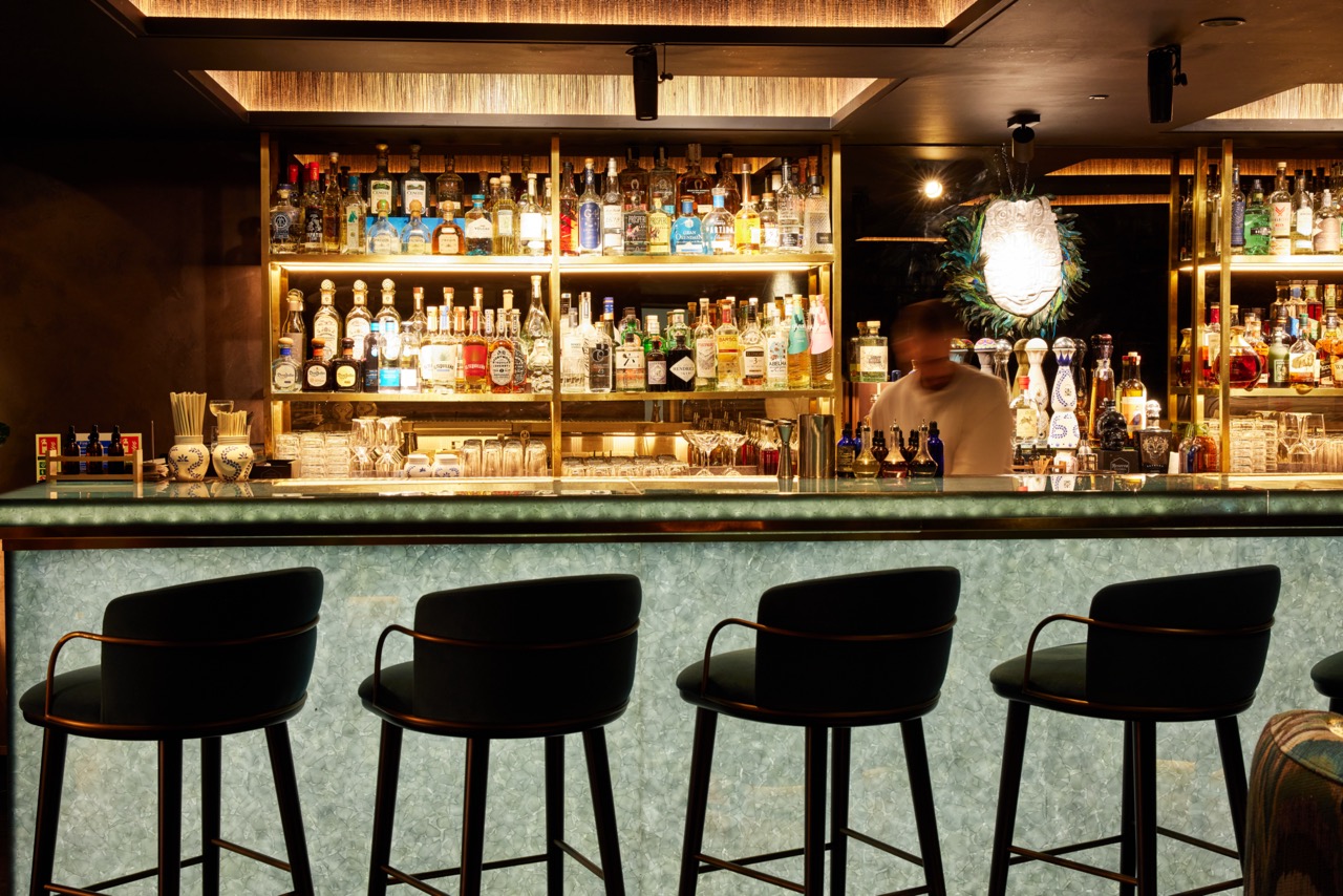 The bar counter in Viajante87