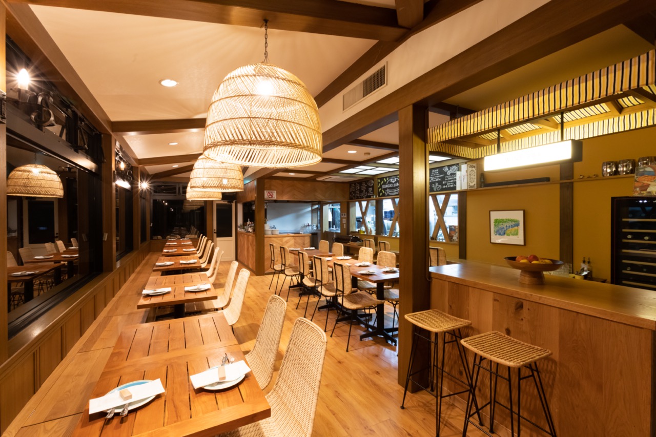  Interior shot of Selvaggio restaurant Japan