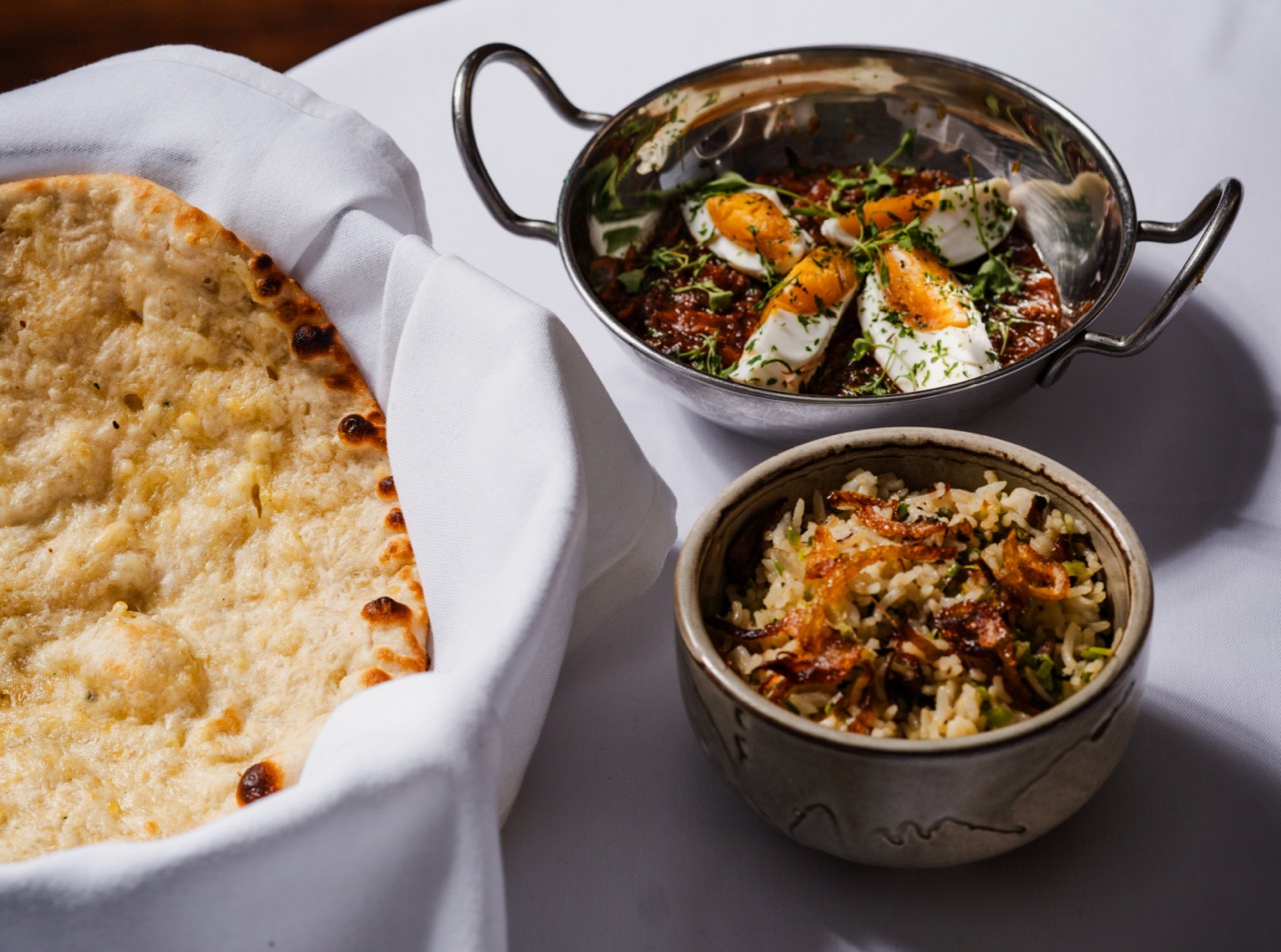 Main dish, rice and naan at Lavang