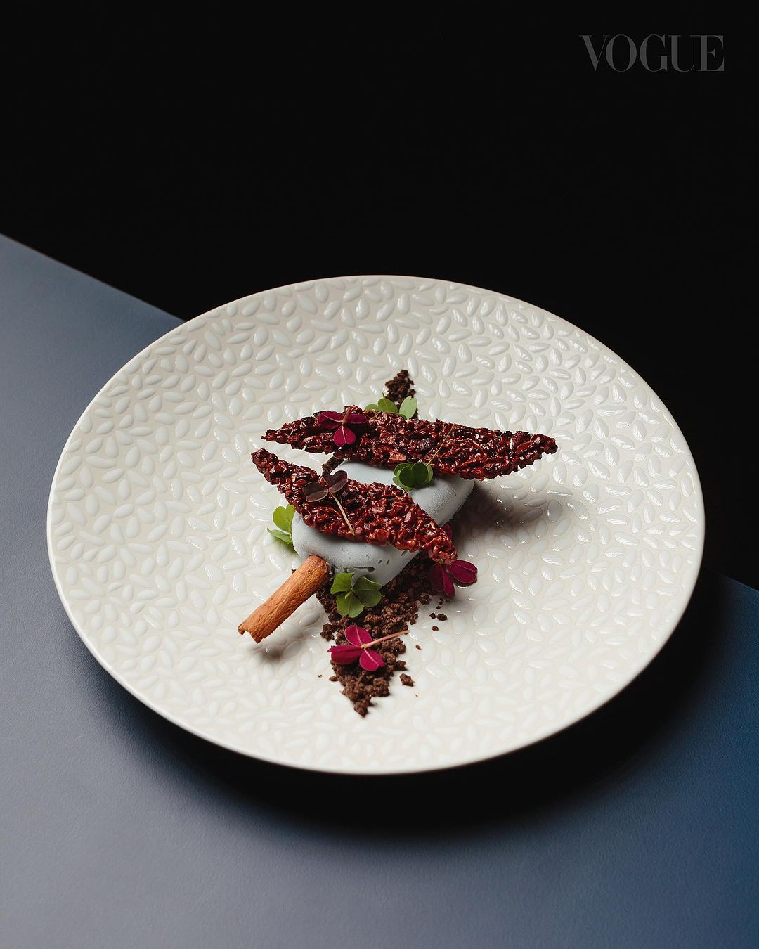 White ice pop on plate with garnishes